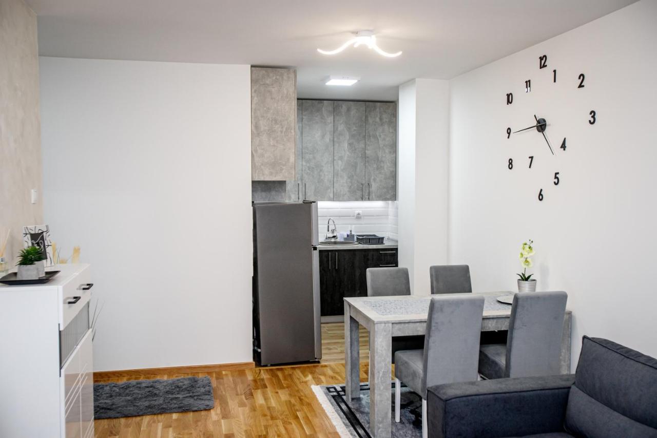 סובוטיקה Tik Tak Apartman מראה חיצוני תמונה